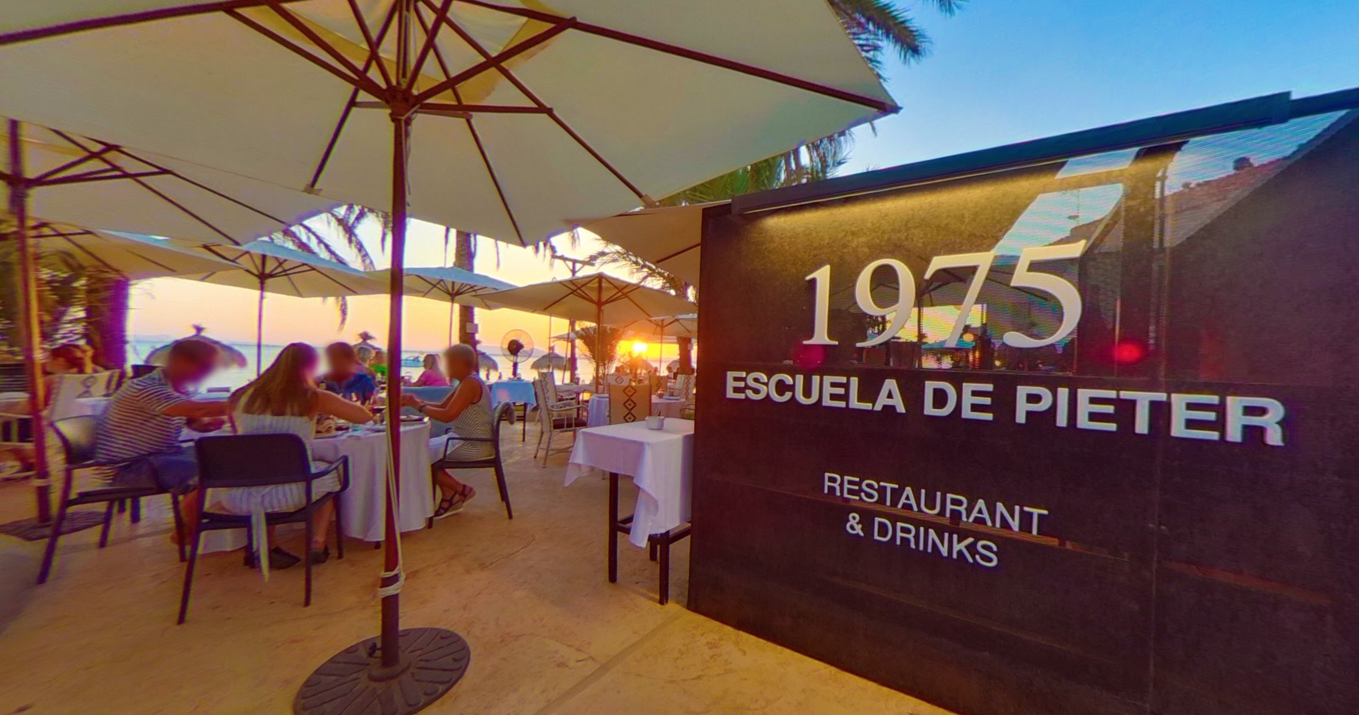 Tour Virtual La escuela de Pieter, Restaurante en La Manga del Mar Menor, Cartagena, Murcia - Google Maps / Google Street View